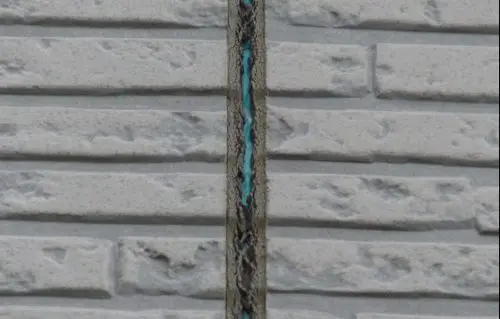 サイディング外壁に隙間が 埋める 埋めないの判断と正しい補修方法