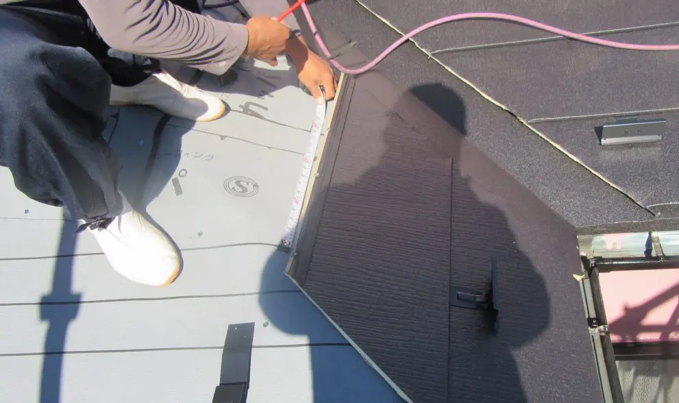 カバー工法の完全ガイド 屋根 外壁 サッシ ドア工事費用と注意点