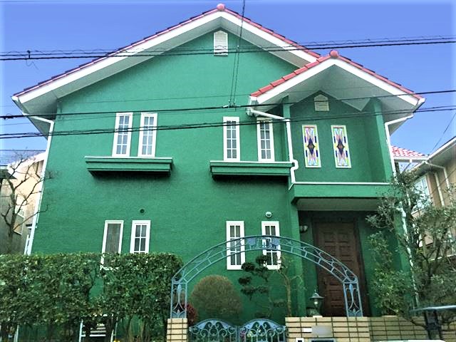 緑色の家