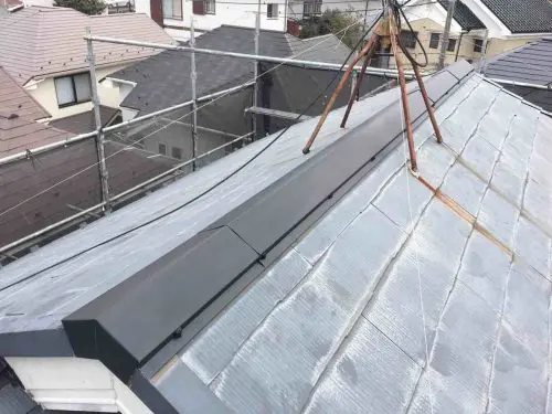 屋根棟の修理費用相場を紹介 適正かつお得な見積り2つのポイント