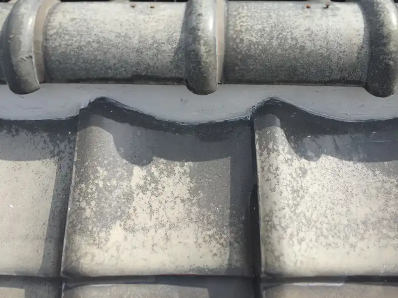 瓦の漆喰 しっくい とは 補修すべき劣化症状と費用相場を徹底解説