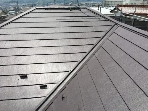 屋根の葺き替え時期は 30年 劣化症状4つと費用相場を全解説