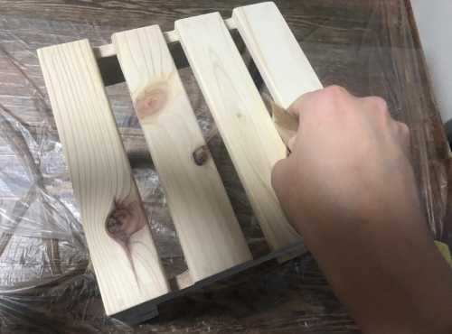 DIY木材塗装
