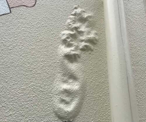 外壁の膨れ