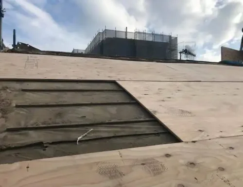 屋根の葺き替え